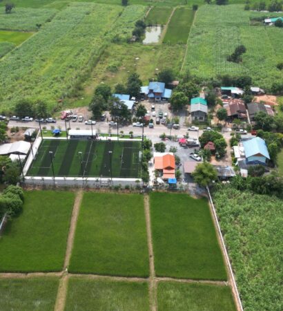 สนามฟุตบอลหญ้าเทียมอำเภอสีชมพู